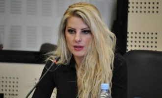 Balje paralajmëron takim me ministren e Arsimit për çështjen e mbulesës në shkolla