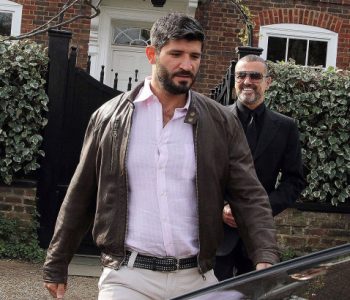 Ish i dashuri i George Michael tenton të hyjë me forcë në shtëpinë e këngëtarit të ndjerë