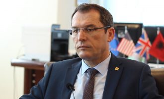 Gecaj-Konjufcës: Me PDK-në që dikur e përjashtuat, nesër bëni koalicion