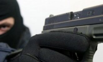 Grabitje e armatosur në Podujevë