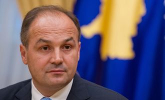 Hoxhaj për sulmin ndaj Valon Sylës: Duhet ta mbrojmë lirinë e mendimit