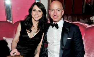 Ish-gruaja e Jeff Bezos dhuron mbi 4 miliardë dollarë në vetëm 4 muaj