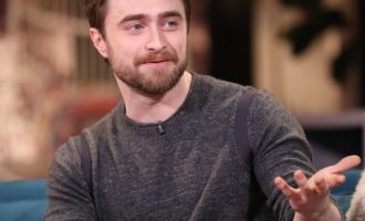 Ylli i “Harry Potter” qëndron larg përleshjeve duke mos hapur rrjete sociale