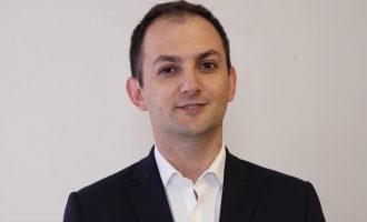 1 vit e gjysmë burgim për personin që kërcënoi ambasadorin Gashi