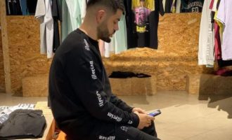 Noizy na prezanton me gardërobën e tij gjigante brenda shtëpisë