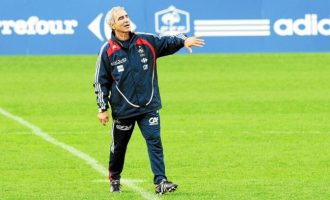 Raymond Domenech emërohet trajner i Nantes