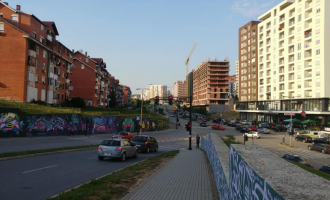 Penguan policët të kryejnë detyrën në lokal, arrestohen 5 persona në rrugën “B”