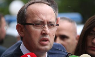 Hoti për votën e Etem Arifit: Do ta pranojmë çdo vendim të Kushtetueses