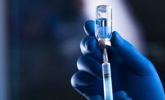 Të hënën nis vaksinimi anti Covid në Amerikë