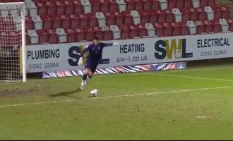 Rekord: Shënohet gol nga 96 metra