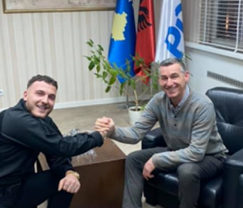 Mozzik, Kadri Veselit: “Shumë i pasigurt është shteti pa ty!”