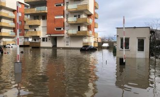 Vërshimet në Fushë-Kosovë dëmtuan ekonomitë familjare me 500 mijë euro