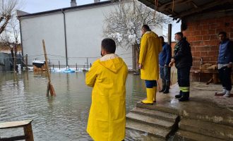 Vërshime edhe në Shtime, evakuohet një familje