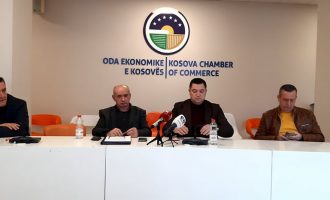 Shoqata e Transportit Rrugor paralajmëron protesta