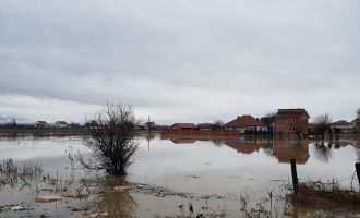 Vërshimet në Podujevë bllokojnë disa shtëpi në fshatin Dumosh