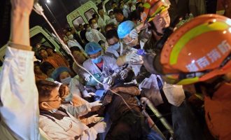 Kina shpëton 11 minatorë pas 14 ditësh të bllokuar nën tokë