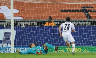 Gladbach mposht me përmbysje bavarezët e Bayernit