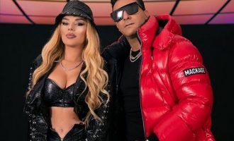 Tayna publikon bashkëpunimin e saj të parë internacional