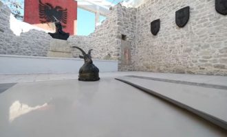 Rama përkujton Skënderbeun në 552 vjetorin e vdekjes