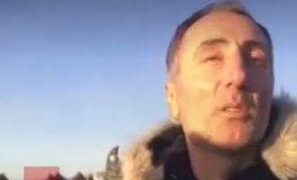 Flet xhaxhai i Albertit: Vëllai pa dashje e shkrepi armën