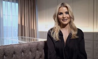 Afrona Dika debuton në kanalin e saj në Youtube me videon e parë