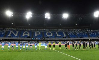 Napoli kalon në gjysmëfinale të kupës, mposht Spezia-n