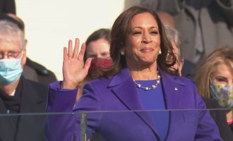 Kamala Harris u betua si zëvendës presidente
