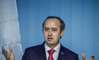 “Njerëzit votojnë në kuti, jo në Facebook”