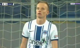 Florent Hadërgjonaj shënon autogol për Kasimpasën