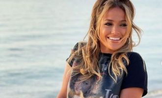Sa nostalgji! 20 vjet më vonë, JLo rikrijon një nga videoklipet e saj më të famshme