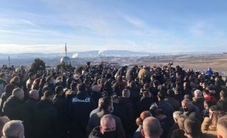 I jepet lamtumira e fundit Albert Krasniqit