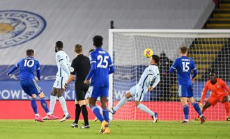 Leicester mposht Chelsea-n dhe merr kryesimin, Lampard rrezikon shkarkimin