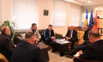 Ministri i ekonomisë njoftohet për gjendjen në Telekom