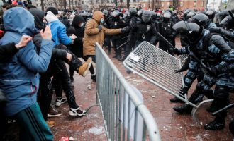 Rusia akuzon perëndimin për nxitjen e protestave opozitare