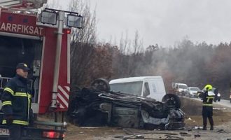 Shtatë të lënduar nga aksidenti në Dollc të Klinës, katër në gjendje të rëndë