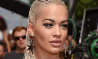 Zbardhen detaje të reja – thellohet skandali i thyerjes së rregullave nga Rita Ora