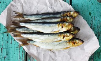 Studimi: Ngrënia e peshkut me vaj mund të përgjysmojë rrezikun e shfaqjes së astmës tek fëmijët