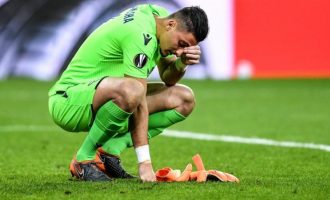 Strakosha nuk është pjesë e listës së lojtarëve në sfidën ndaj Romës