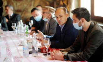 Hoxhaj: Haradinaj na prishi me Evropën e Kurti me Amerikën