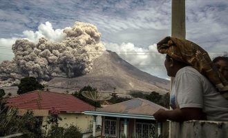 Indonezi: Shpërthen mali Sinabung