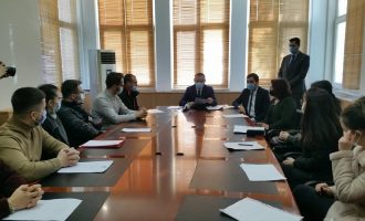 Zemaj nënshkruan kontratat e radhës me 166 specializantë