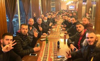 Zemaj kometon fotografinë ku u kritikua për mos respektim të masave anti-COVID