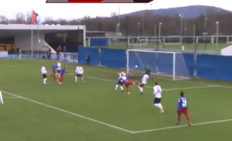 Zhegrova shënon gol për Baselin në miqësoren ndaj Aaraut