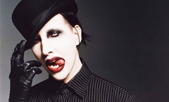 Këngëtarja e njohur thotë se Marilyn Mansion ka një ‘dhomë përdhunimi’ në shtëpi