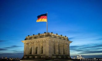 Gjermania i druhet varianteve të reja të Coronavirusit – vendos kontroll kufitar për këto shtete