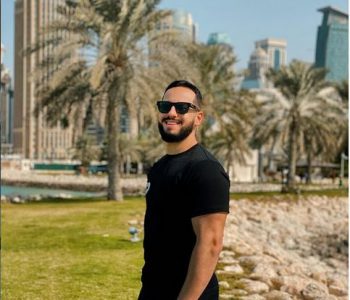 Capital T nis pushimet në Kolumbi – gjen një mesazh të këndshëm në dhomën e hotelit