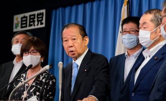 Partia japoneze lejon gratë në mbledhjet e qeverisë por jo edhe të flasin