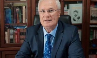 Marrëdhëniet Tiranë-Prishtinë, Milo: Ka pasur ndërhyrje dhe preferenca nga politikanët AKTUALE