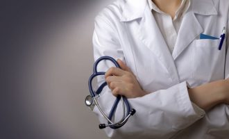 Sindiktat e Shëndetësisë apel partive politike: Merrni masa në tubime