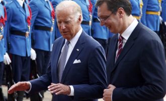 Biden ia përmend Vuçiqit njohjen reciproke me Kosovën